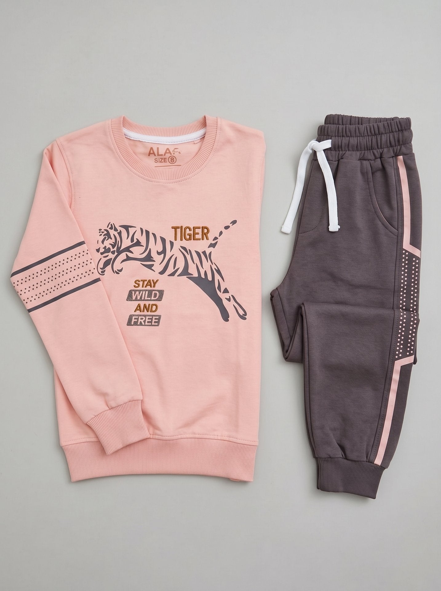 Binbon Kids:2026-06-04T16-28-43-boys-cotton-pajama-e9931cdb:enhanced:ai-02.jpg