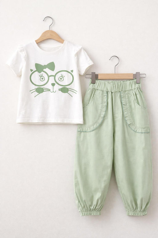 Binbon Kids:2026-06-02T13-39-49-girls-printed-t-shirt-pants-set-7c0141da:enhanced:ai-02.jpg