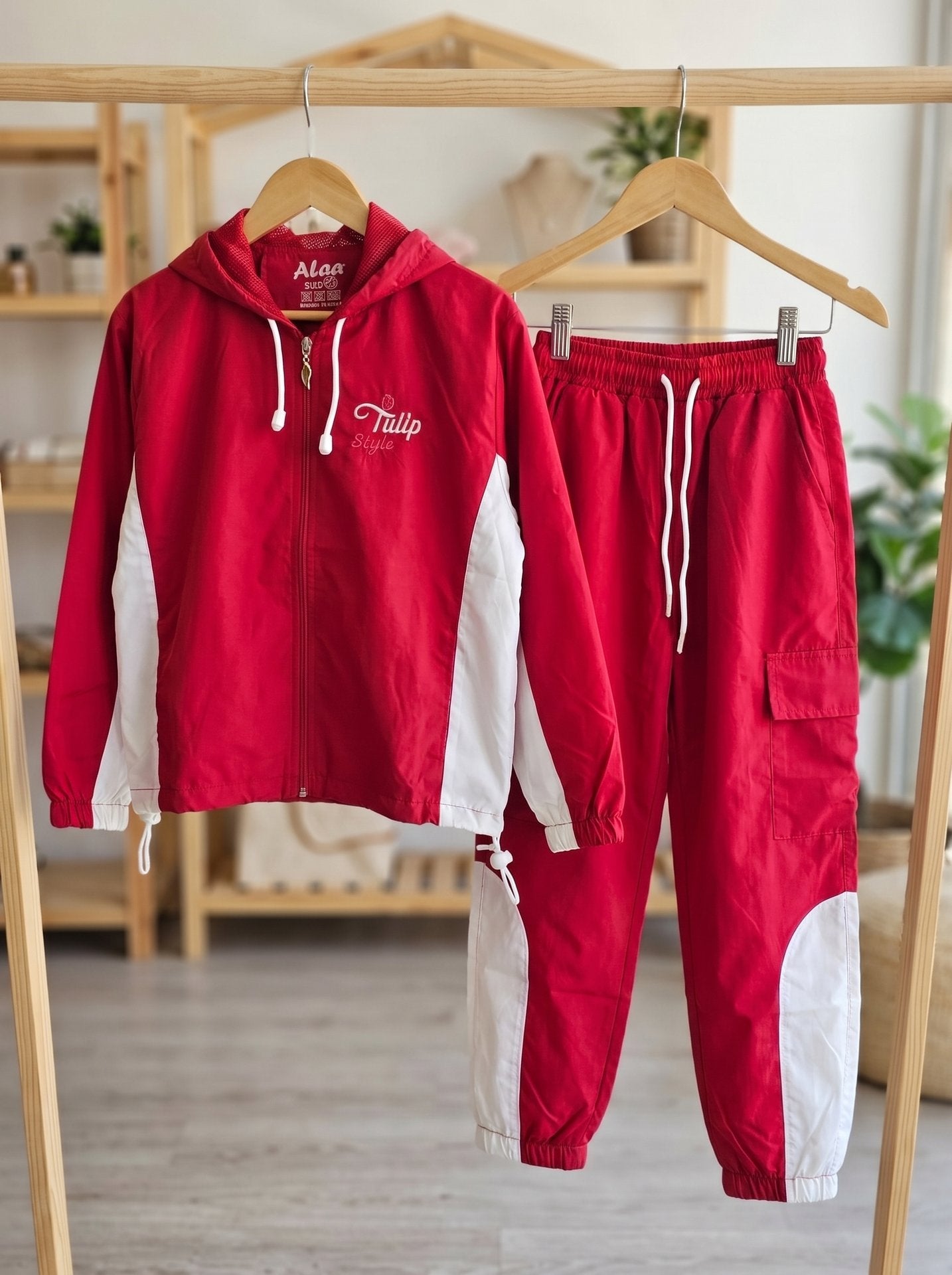 Binbon Kids:2026-06-05T11-46-25-girls-parachute-pajamas-c0f740b1:enhanced:ai-03.jpg