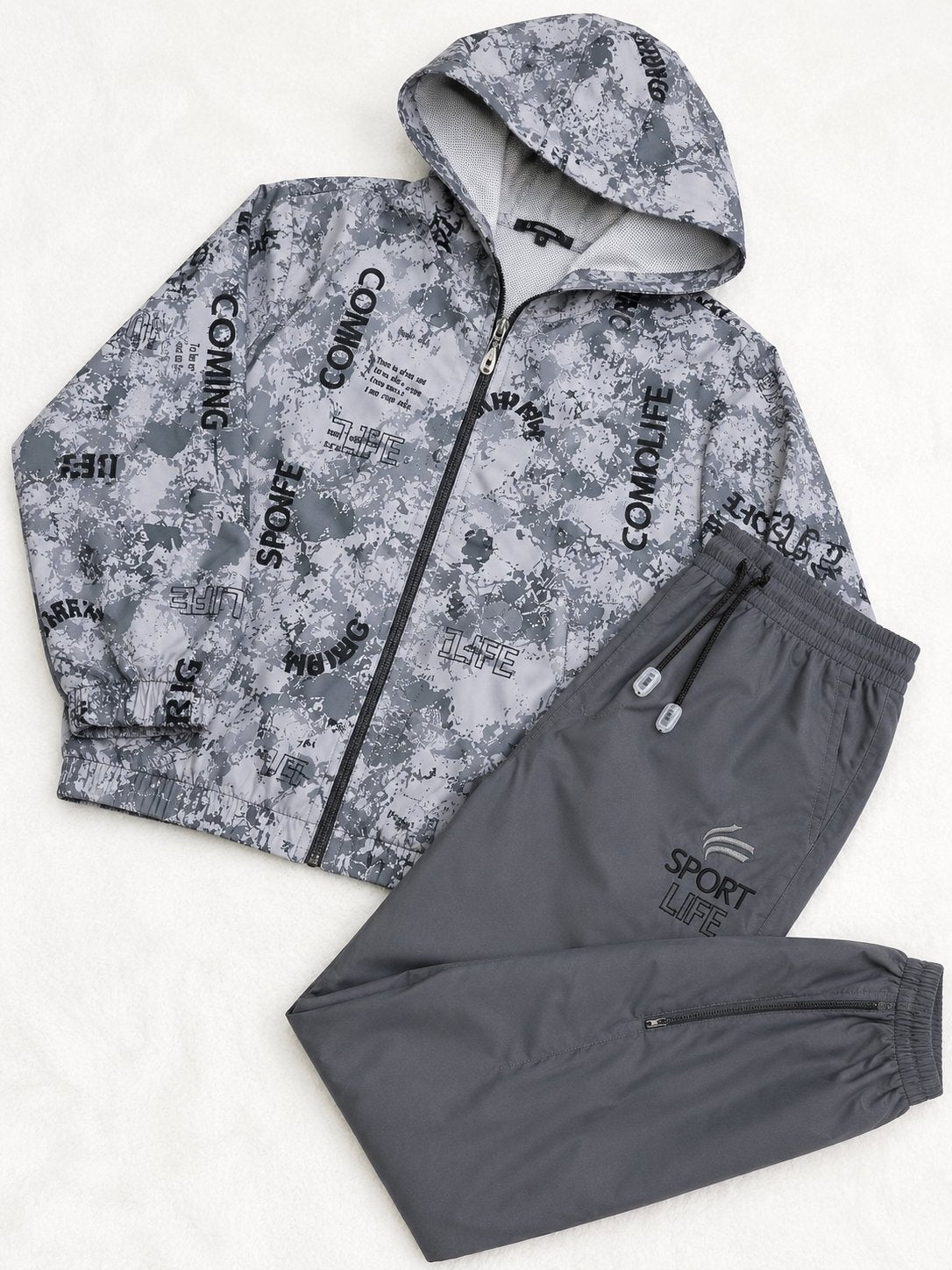 Binbon Kids:2026-06-04T16-35-51-boys-parachute-pajamas-6533aa9b:enhanced:ai-03.jpg