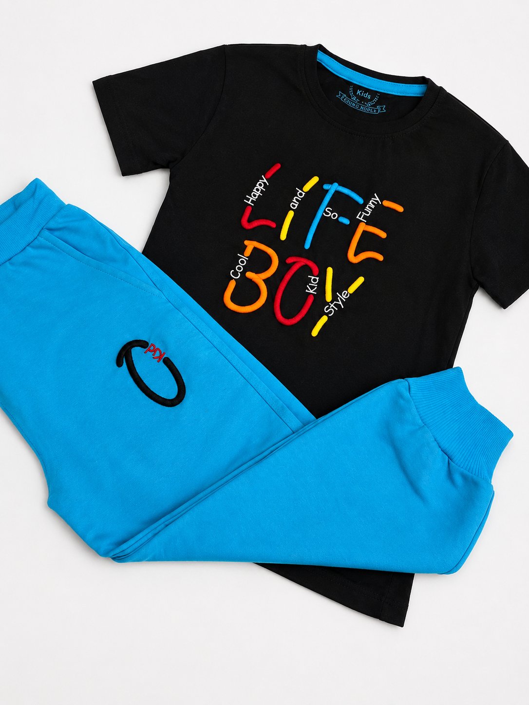 Binbon Kids:2026-06-05T14-15-42-boys-cotton-pajamas-set-0cb215eb:enhanced:ai-03.jpg