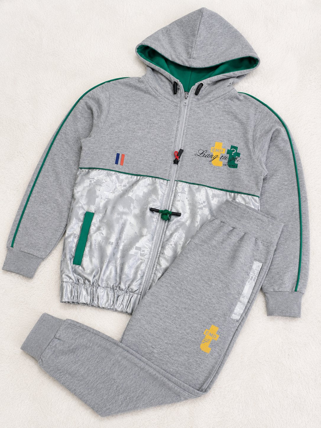 Jouri:2026-06-04T19-31-04-boys-cotton-pajamas-d678035f:enhanced:ai-03.jpg